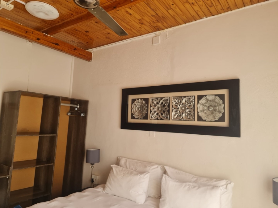 6 Bedroom Property for Sale in Protea Park North West